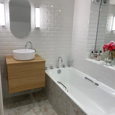 Homestay Prive Avec Jardin Boulogne-Billancourt